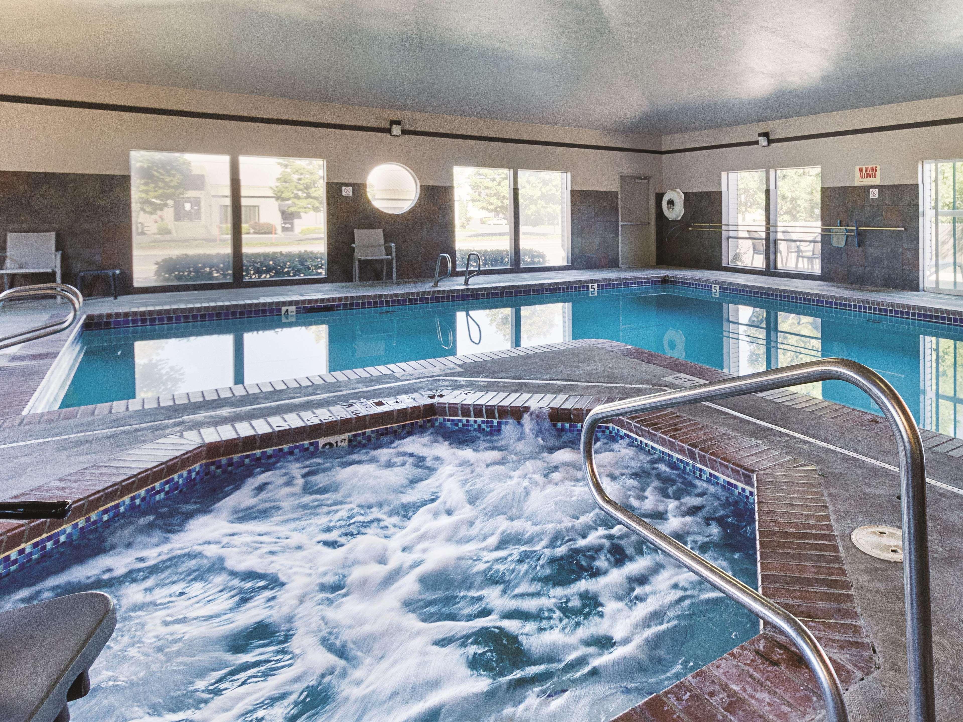 La Quinta By Wyndham Portland Nw Hotel Luaran gambar