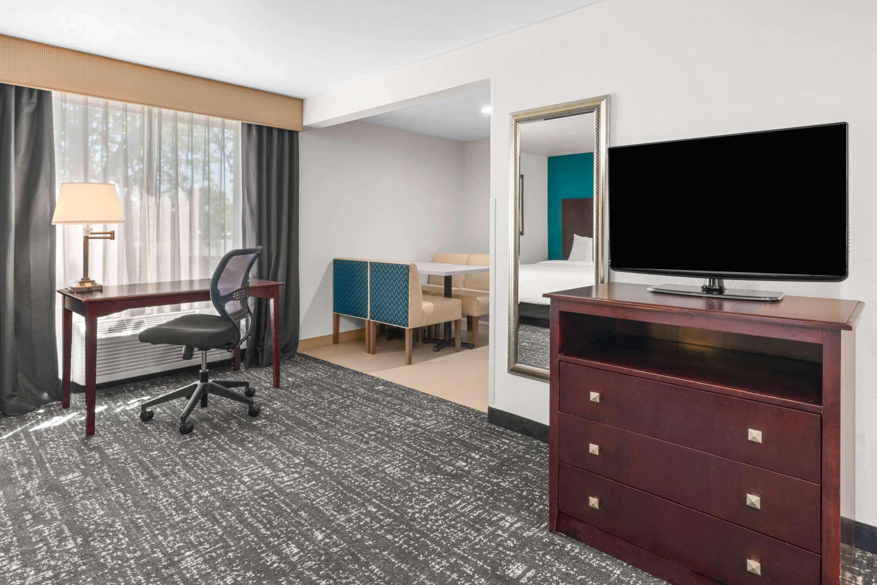 La Quinta By Wyndham Portland Nw Hotel Luaran gambar
