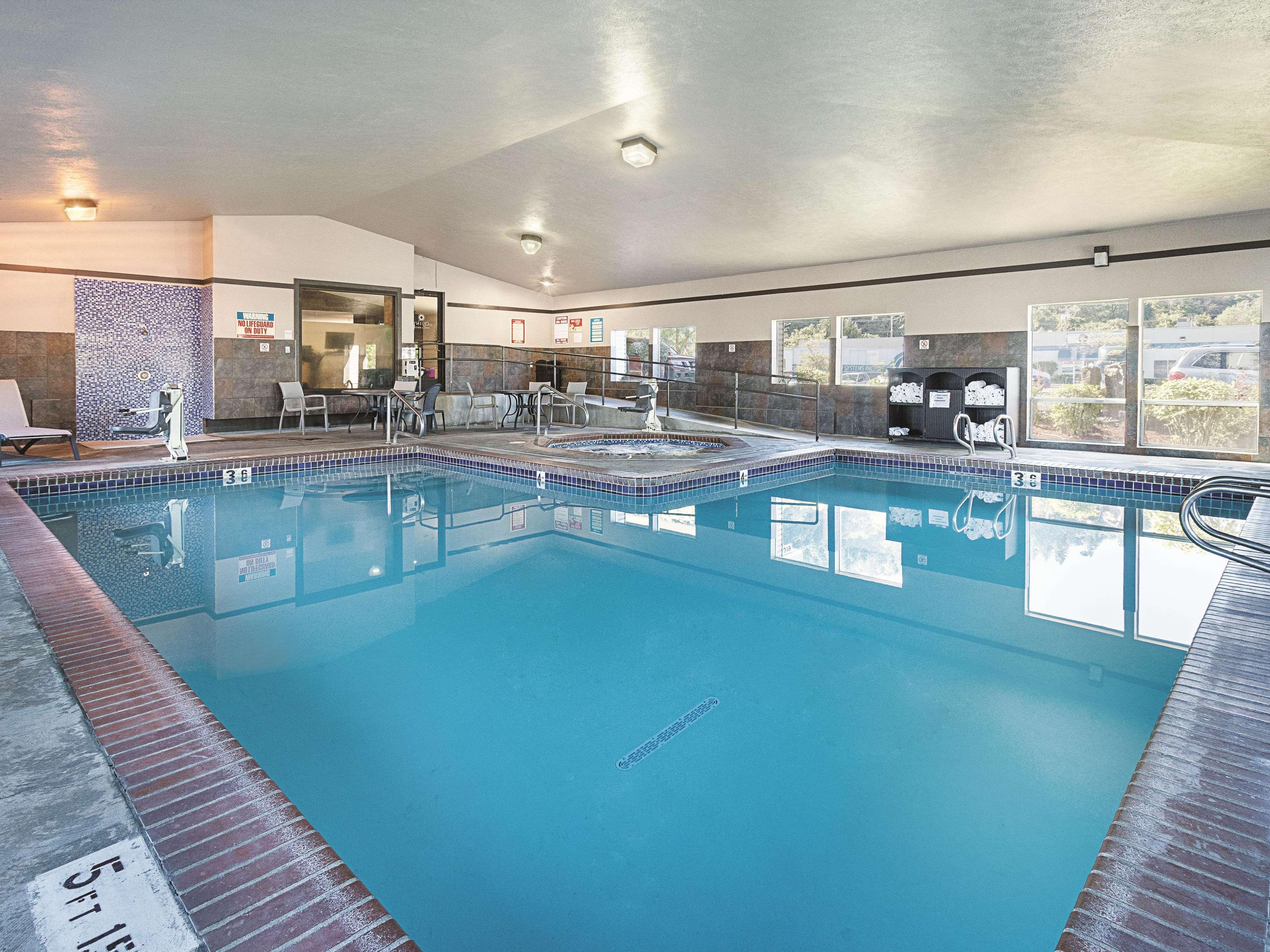 La Quinta By Wyndham Portland Nw Hotel Luaran gambar