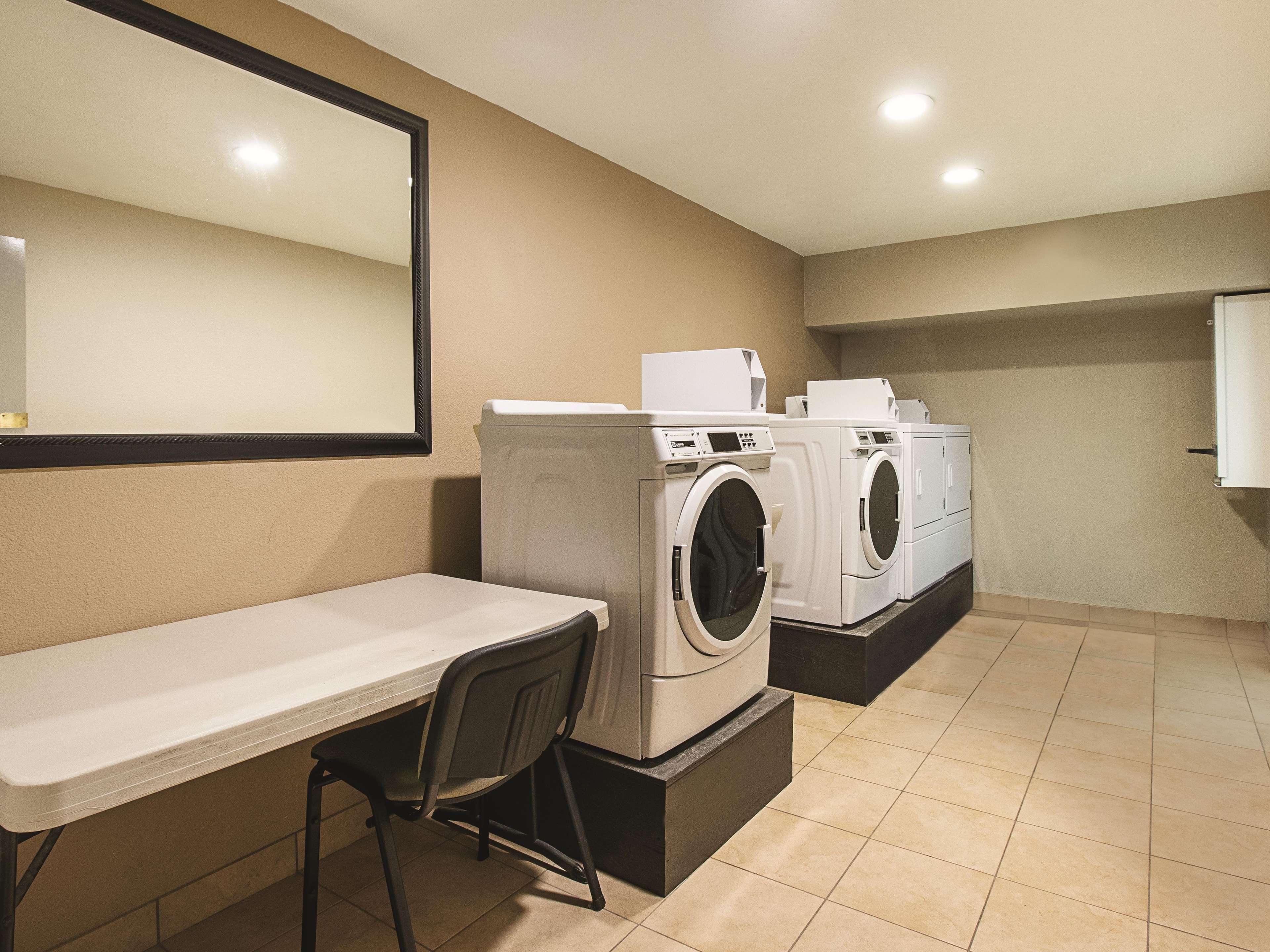 La Quinta By Wyndham Portland Nw Hotel Luaran gambar