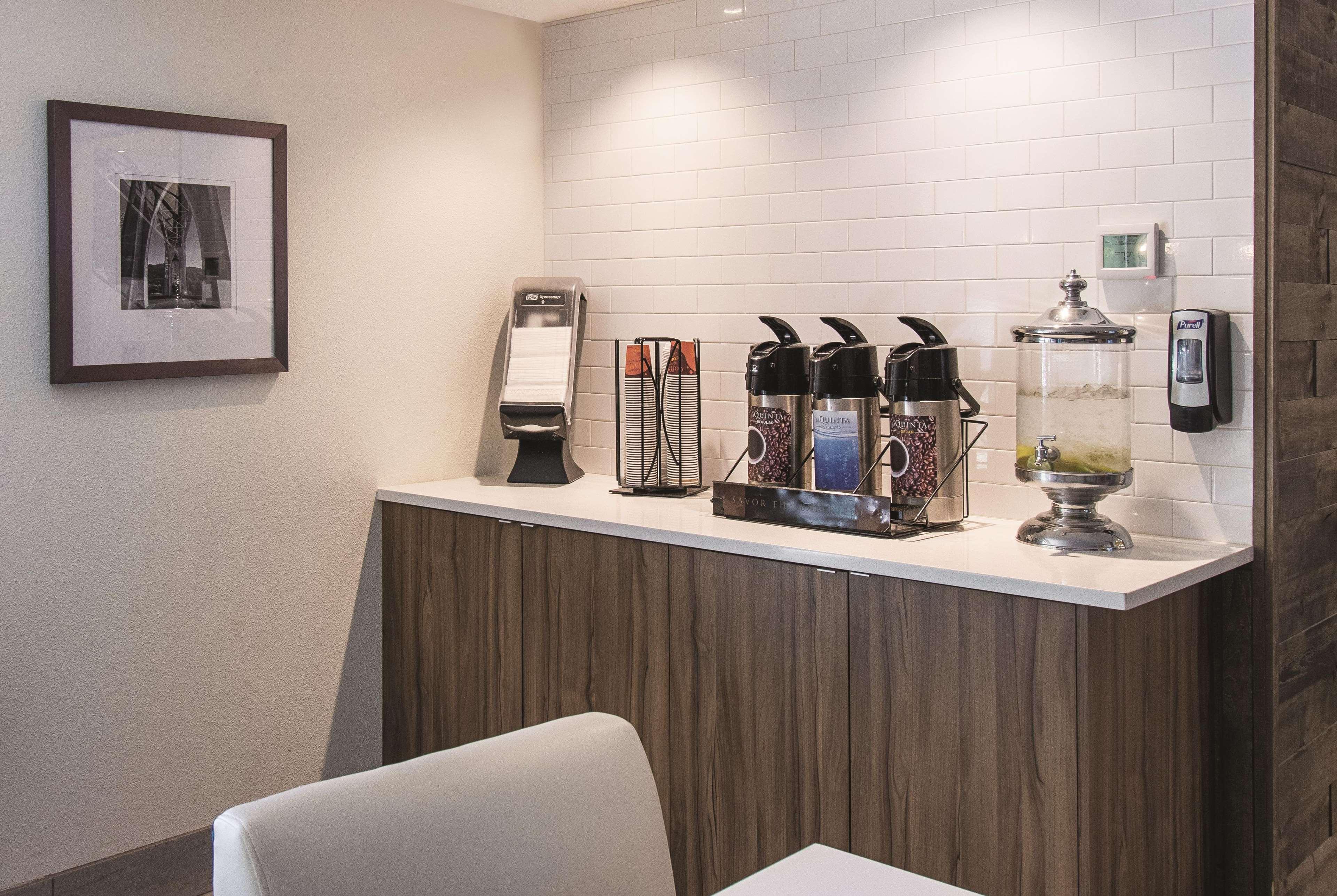 La Quinta By Wyndham Portland Nw Hotel Luaran gambar