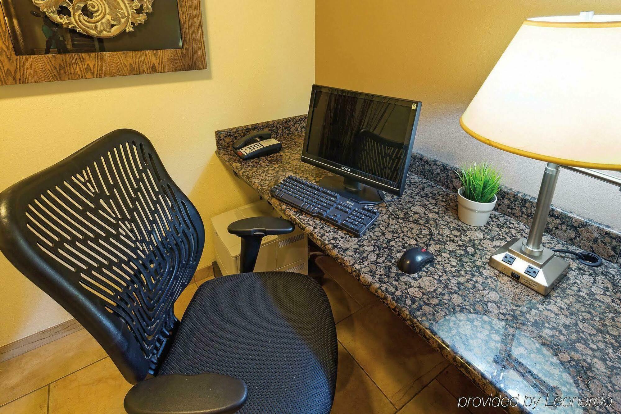 La Quinta By Wyndham Portland Nw Hotel Luaran gambar